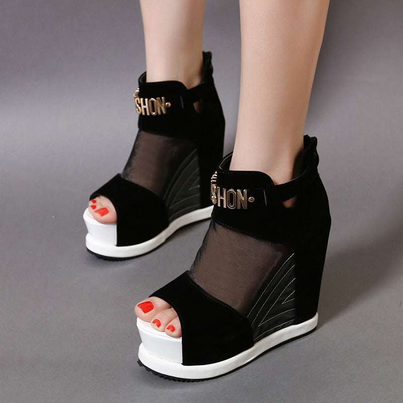 Wedge heeled sandals Ooho