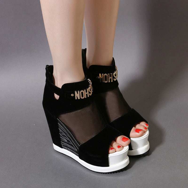 Wedge heeled sandals Ooho