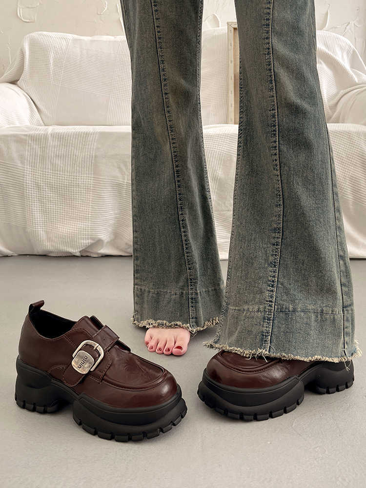 Retro Raise The Bottom Small Leather Shoes Female Loafers Ooho