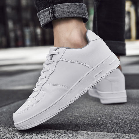Leather sneakers Ooho