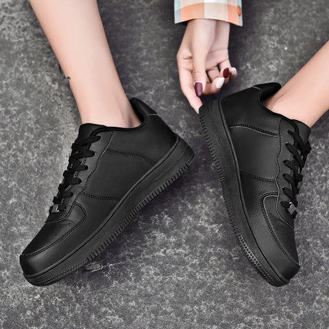 Leather sneakers Ooho
