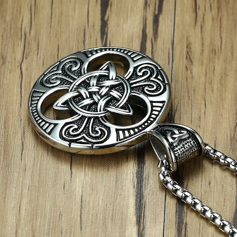 Vintage male concentric knot necklace Ooho