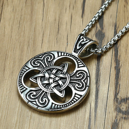 Vintage male concentric knot necklace Ooho
