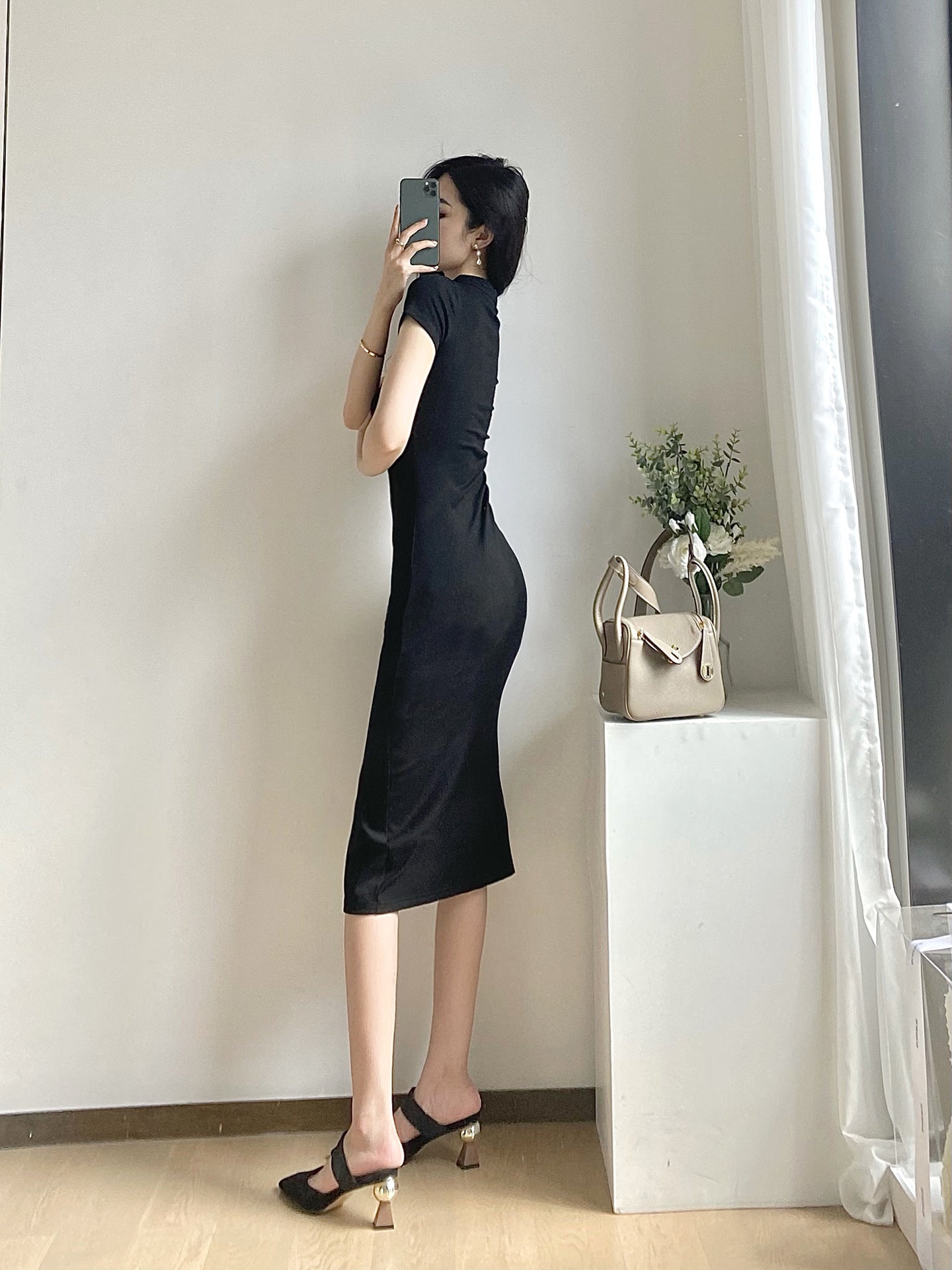 Black Ruched Bodycon Midi Dress | Elegant Slim Fit Mid-Length Dress for Women Ooho