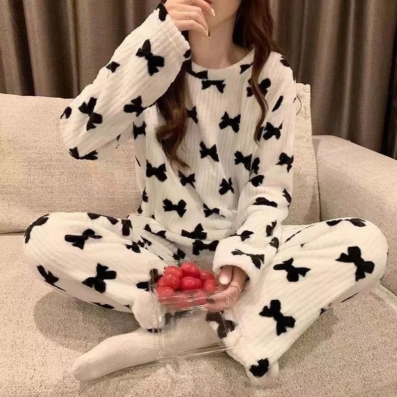 Women's Pajamas Autumn Winter Warm Pyjamas Sets Thick Coral Long Sleeve Cute Cartoon Bear Sleepwear Home Nightclothes Ooho
